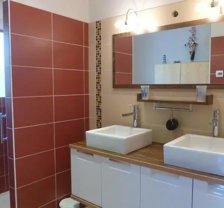 31 Rue De La Paree Vila *